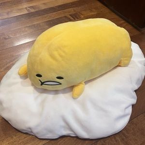 Gudetama plushie